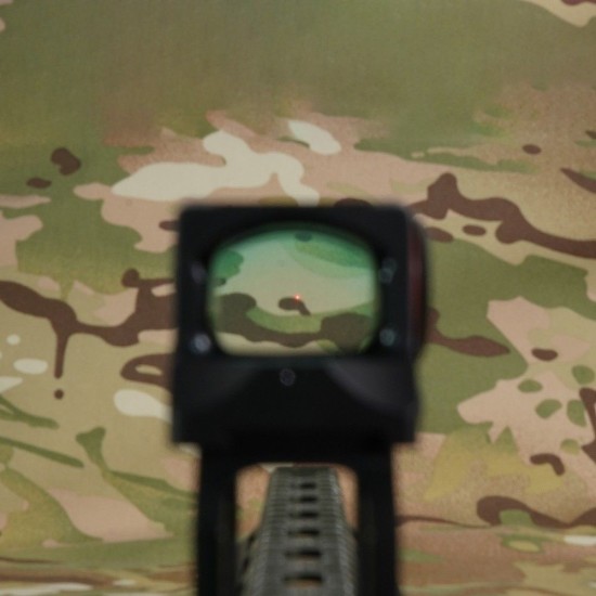 Solar Enclosed Multi-Reticle Red Dot Sight | USEEIN